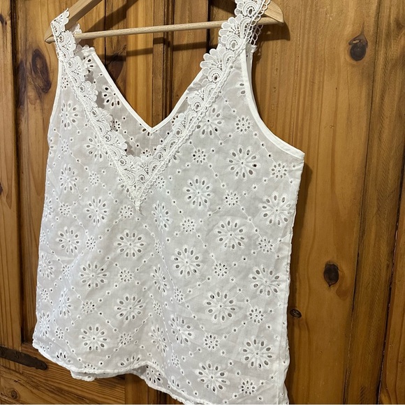 Niay White Eyelet Lace Trim V Neck Tank Top Casual Summer Blouse - Extra Large - Picture 4 of 8